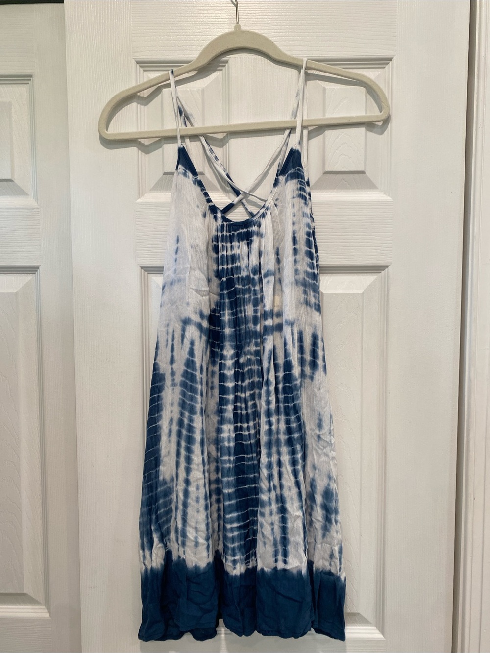 Elan Navy and White Tie-Dye Crisscross Strap Mini Dress